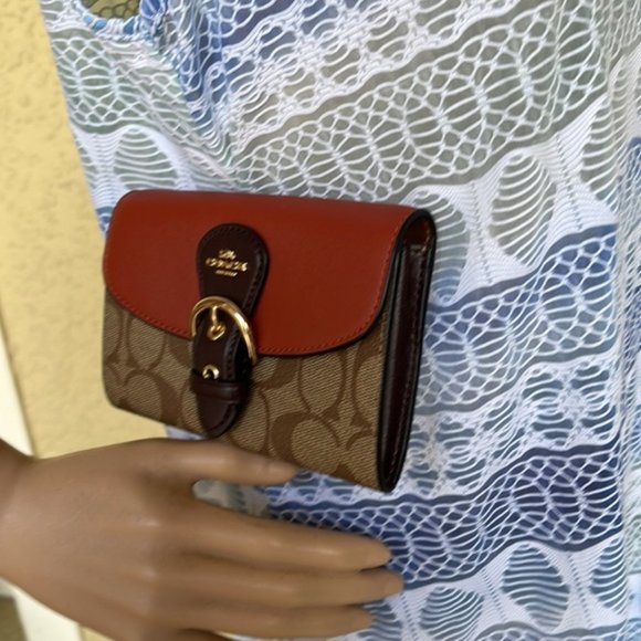 Coach Kleo Wallet In Signature Canvas Khaki Multi - Picture 11 of 16